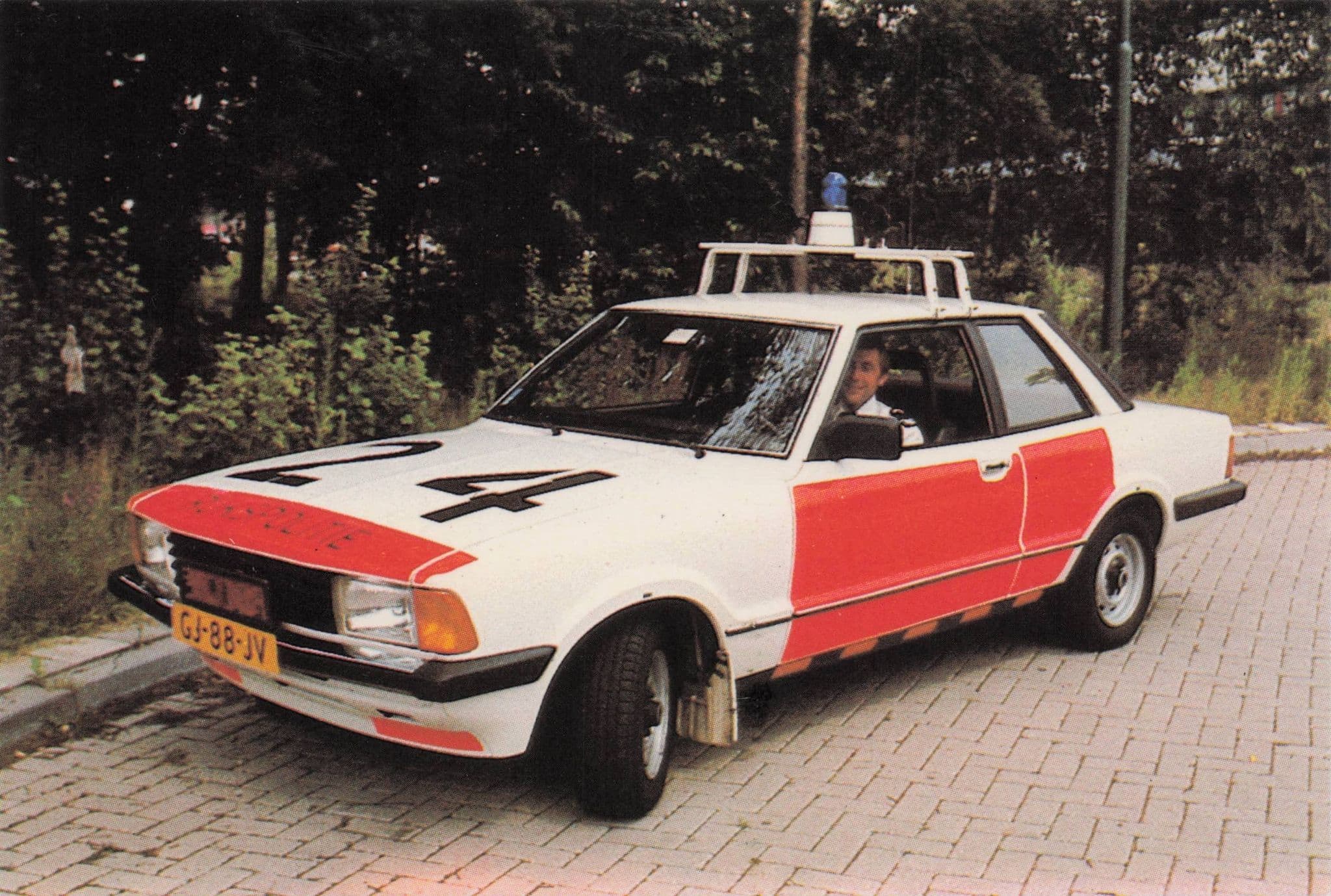 Dutch Holland Politie Police Ford 2300cc Car Rare Photo Trade Card