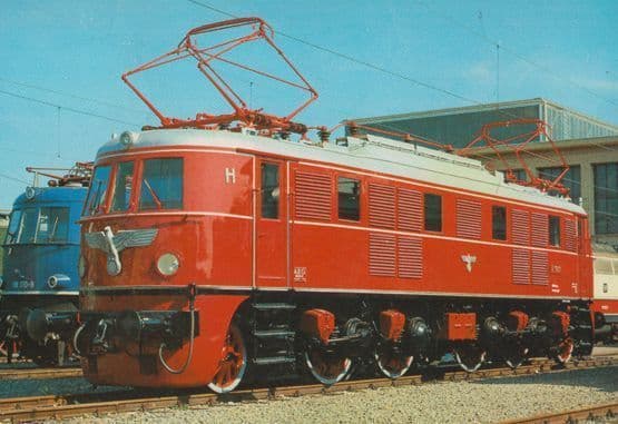 Elektro Schnelltriebwagen E 19 01 Munchen German Train Postcard