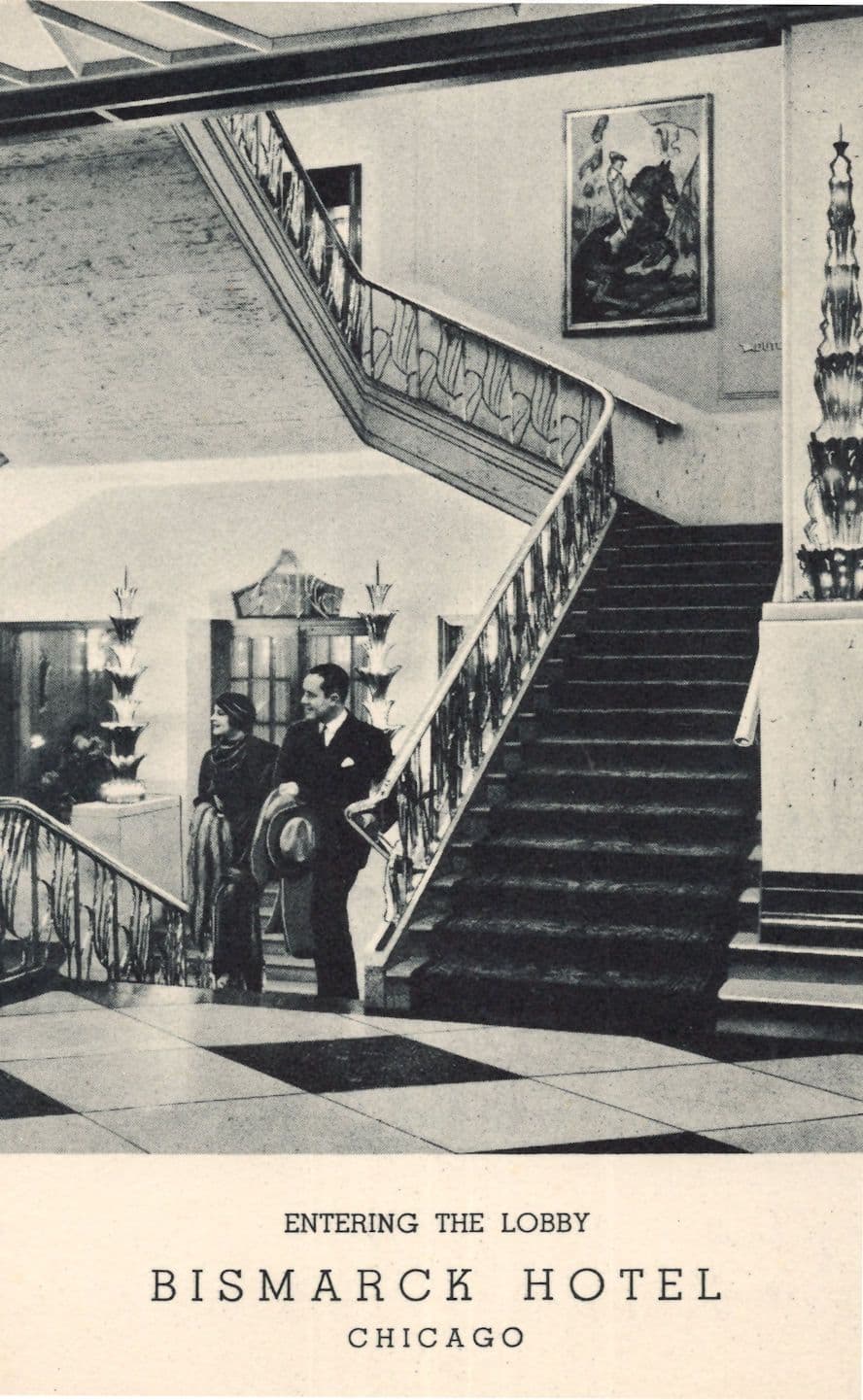 Entering The Lobby Bismarck Hotel Chicago Illinois USA Mint Old Postcard