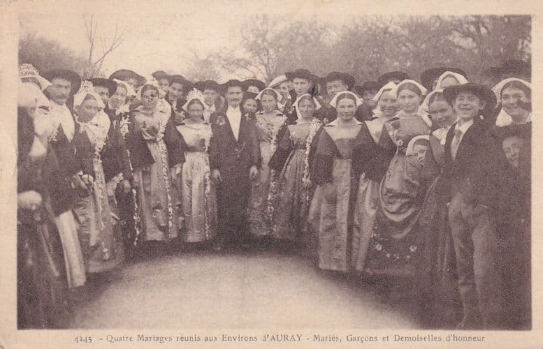 Environs d'Auray Quatre Mariages Old French Postcard