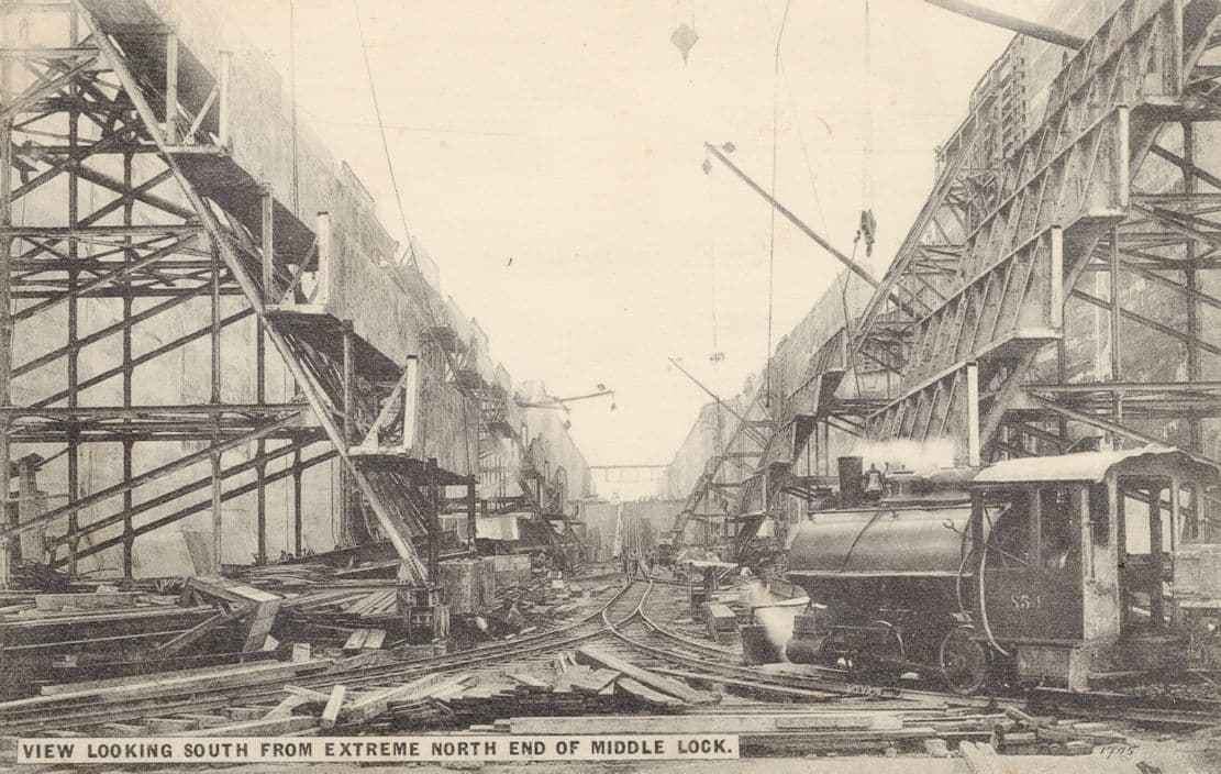 Extreme North End Of Middle Lock USA Disaster Repair Rail Postcard
