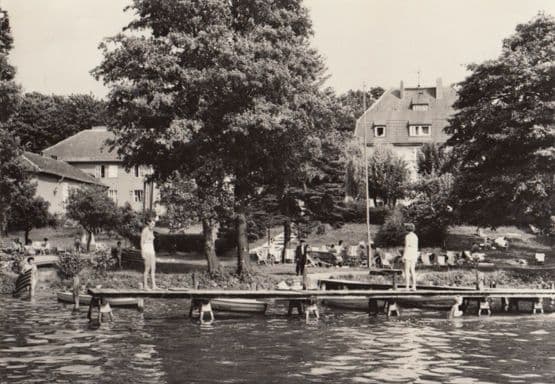 FDGB Erholungsheim Franz Kirsch Diensdorf AM Scharmutzelsee River Boat Postcard