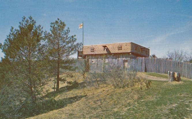 First Fort-Meeting House Pilgrims Plymouth Massachesetts Church 1970s Postcard