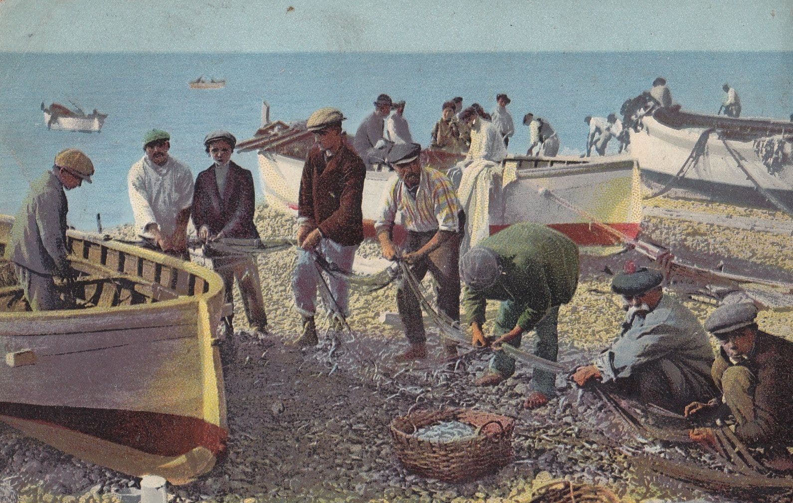 Fisherman at Pescatori Alla Spiaggia Italy Italian Old Postcard