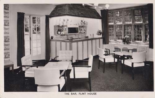 Flint House Lounge Bar Kent 1970s Real Photo Postcard