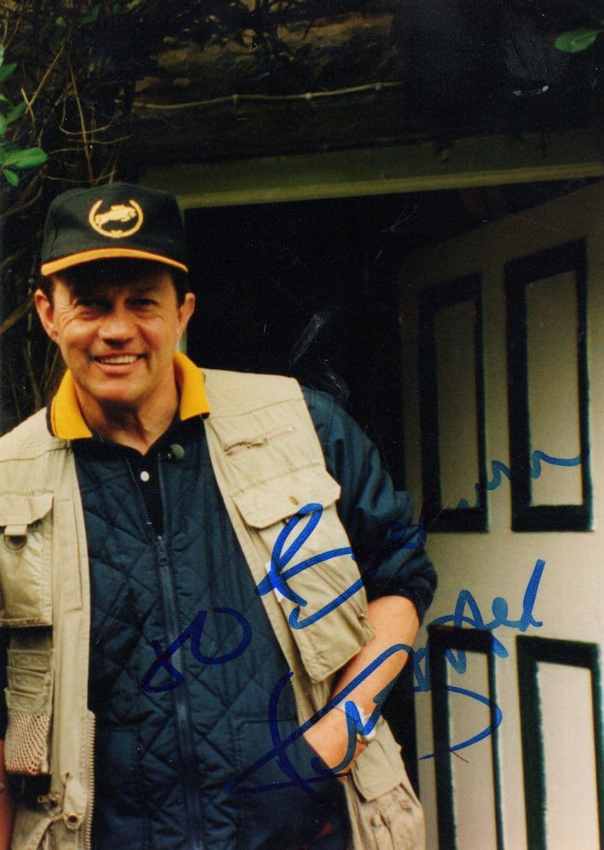 Fraser Hines Dr Who Emmerdale Hand Signed Photo