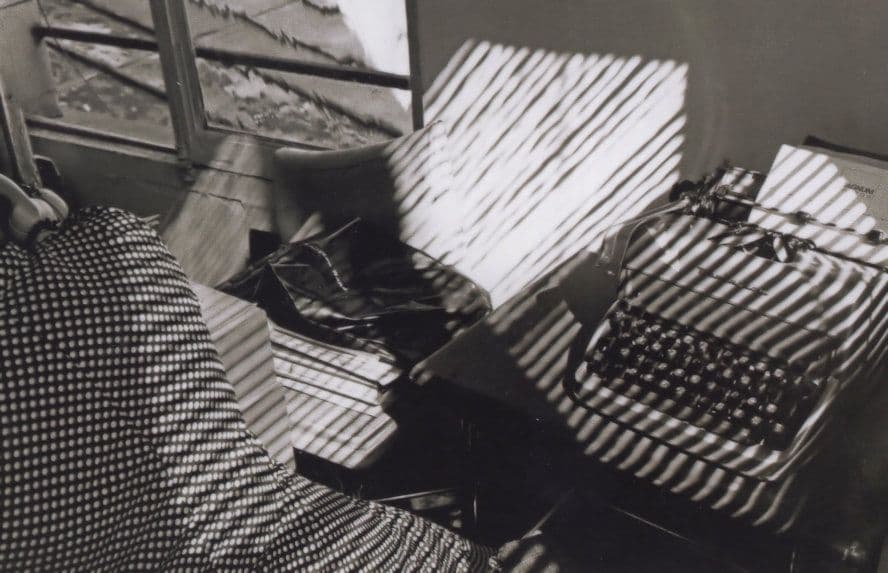 French 1982 Typewriter in Office Award Photo Postcard