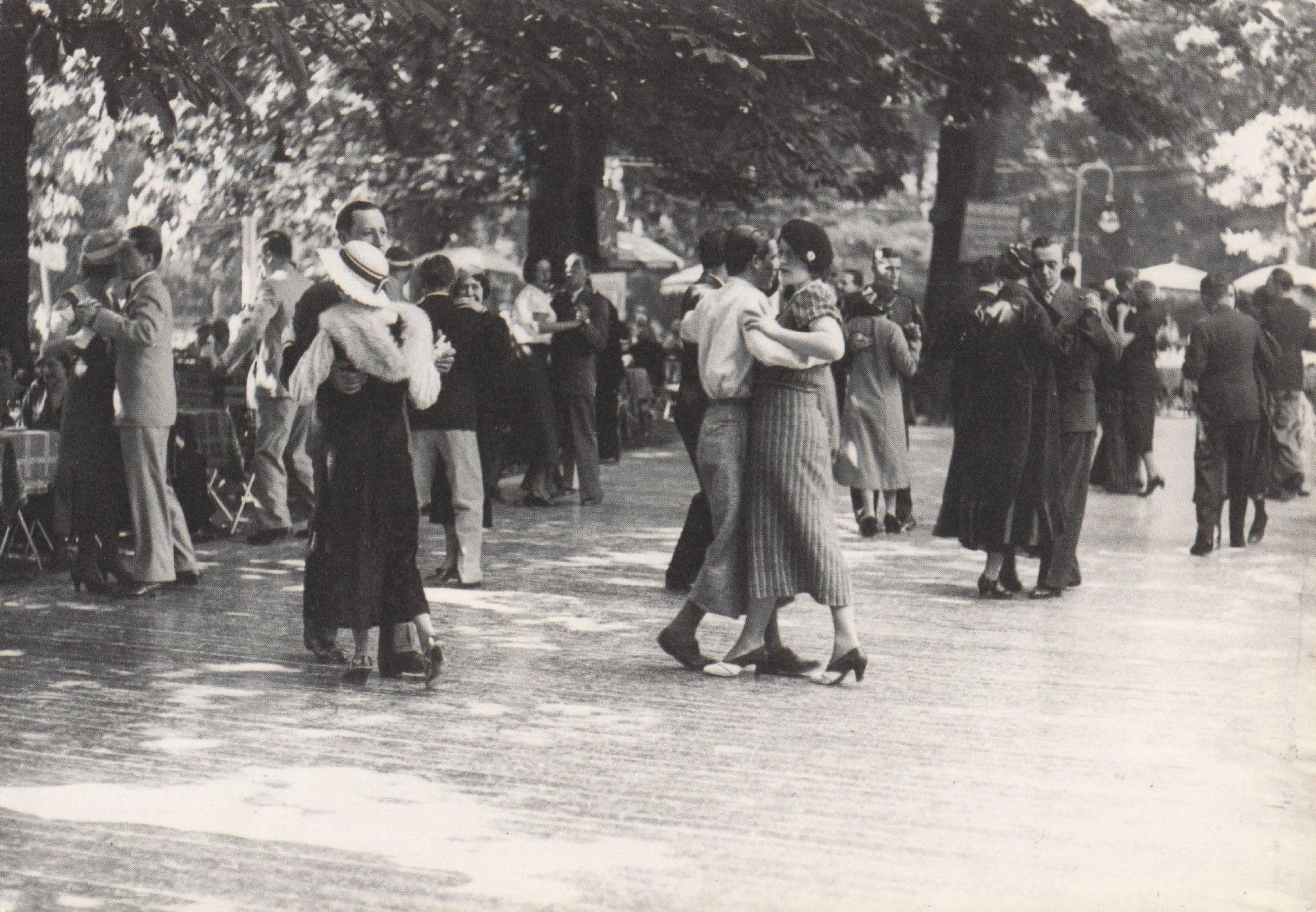 French Street Dancing Bal Champetre Paris Press Photo Postcard