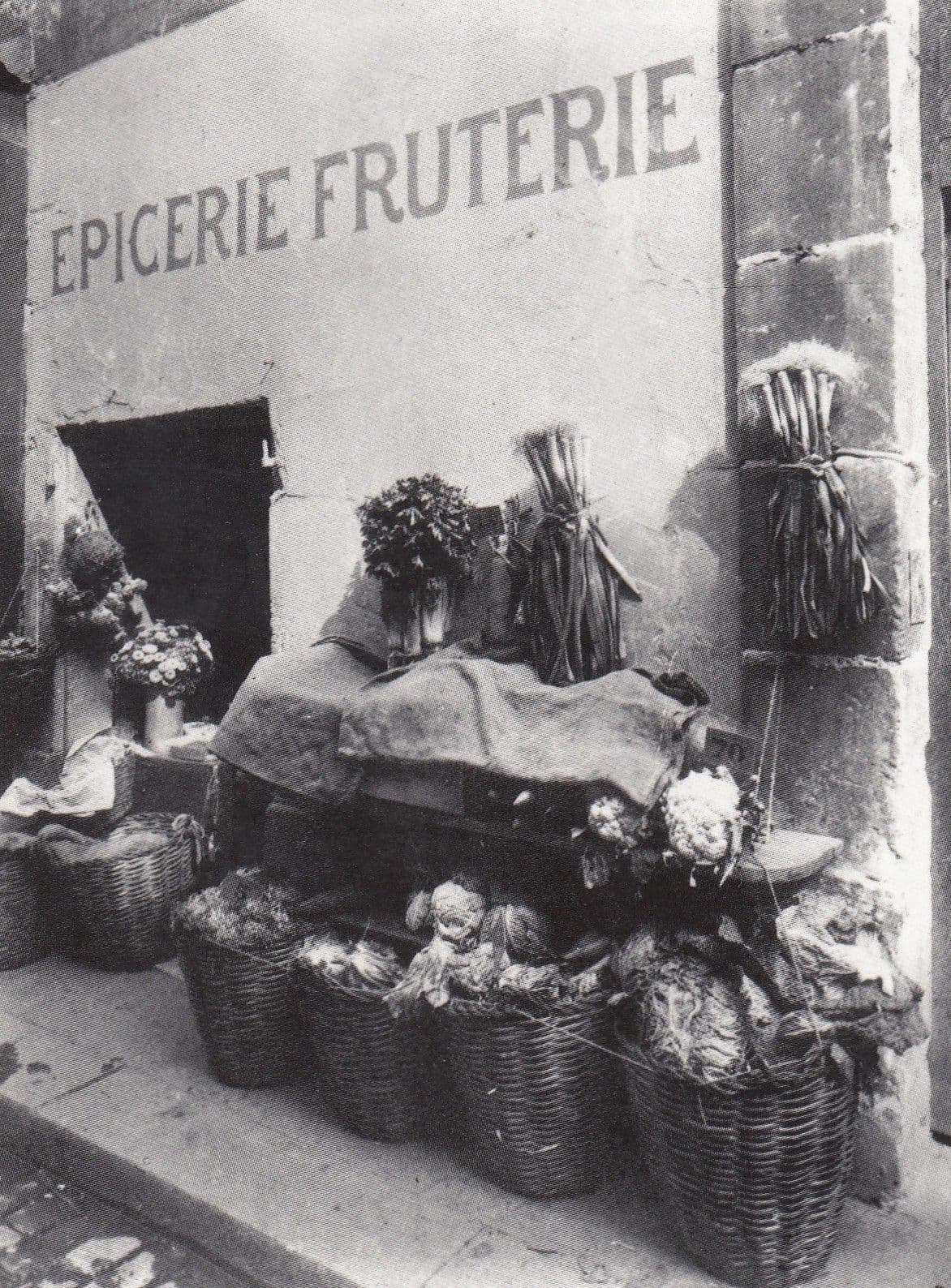 French WW1 Epicerie Grocers Grocery Paris Postcard