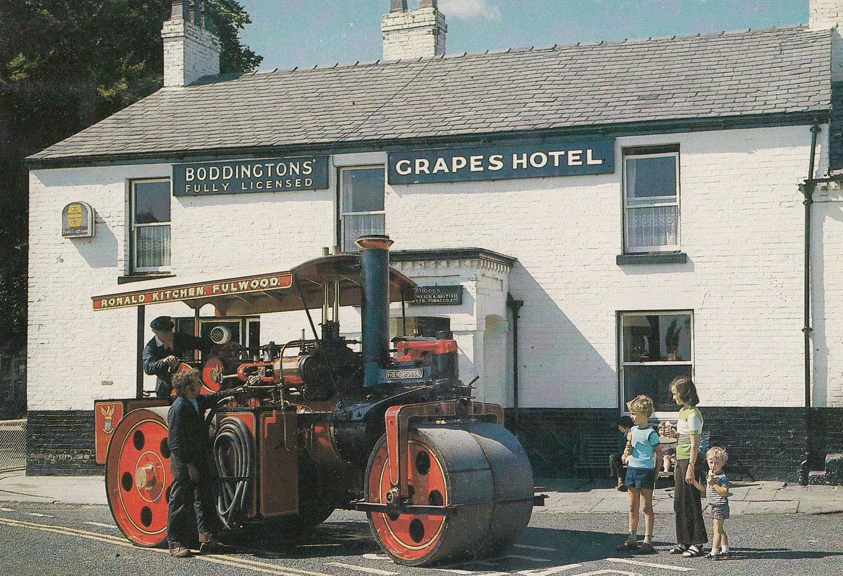 Fulwood Tractor At Grapes Hotel Pub Wrea Green Lancashire Postcard
