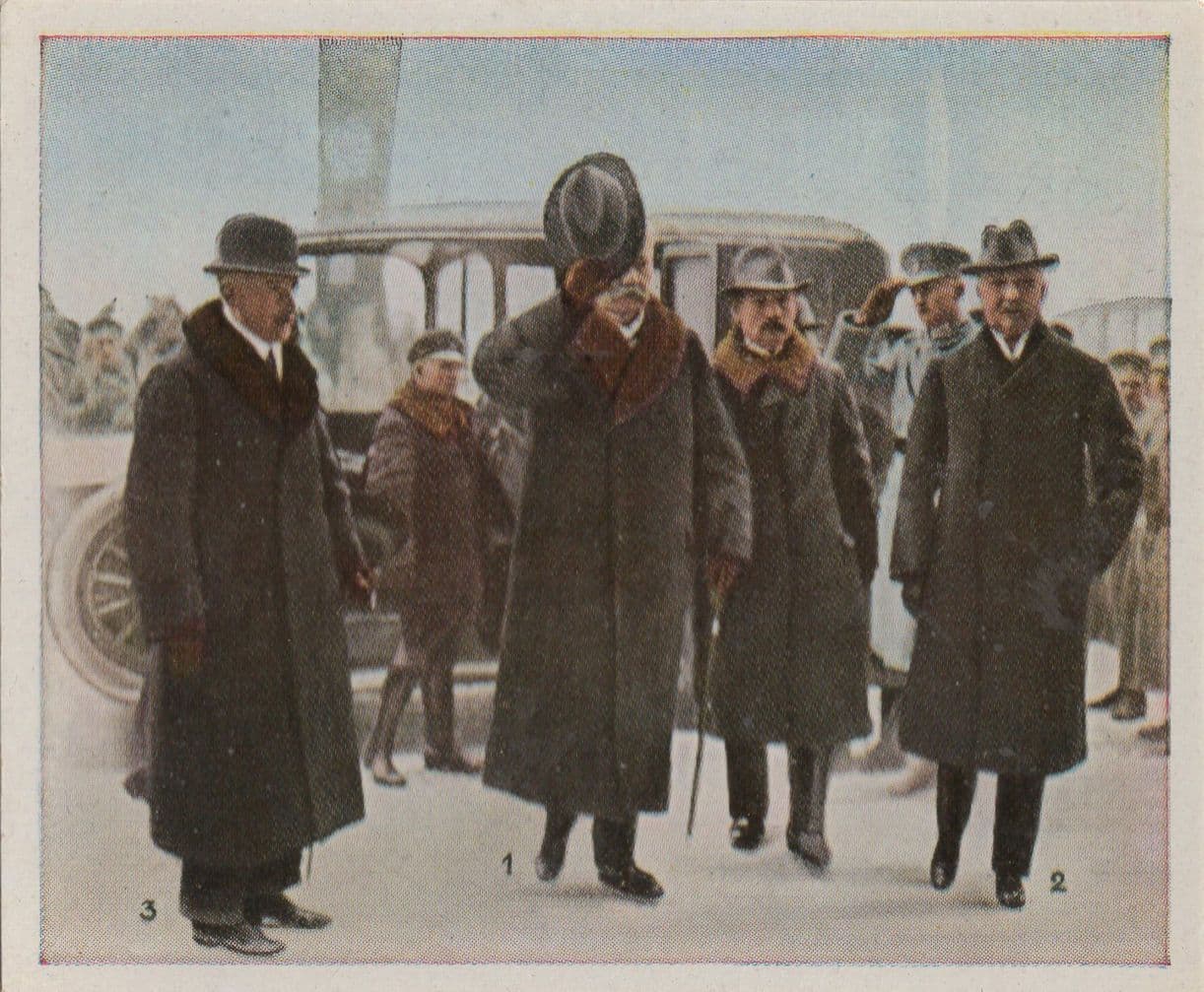 General Field Marshall Paul Von Hindenburg 1919 German Cigarette Card