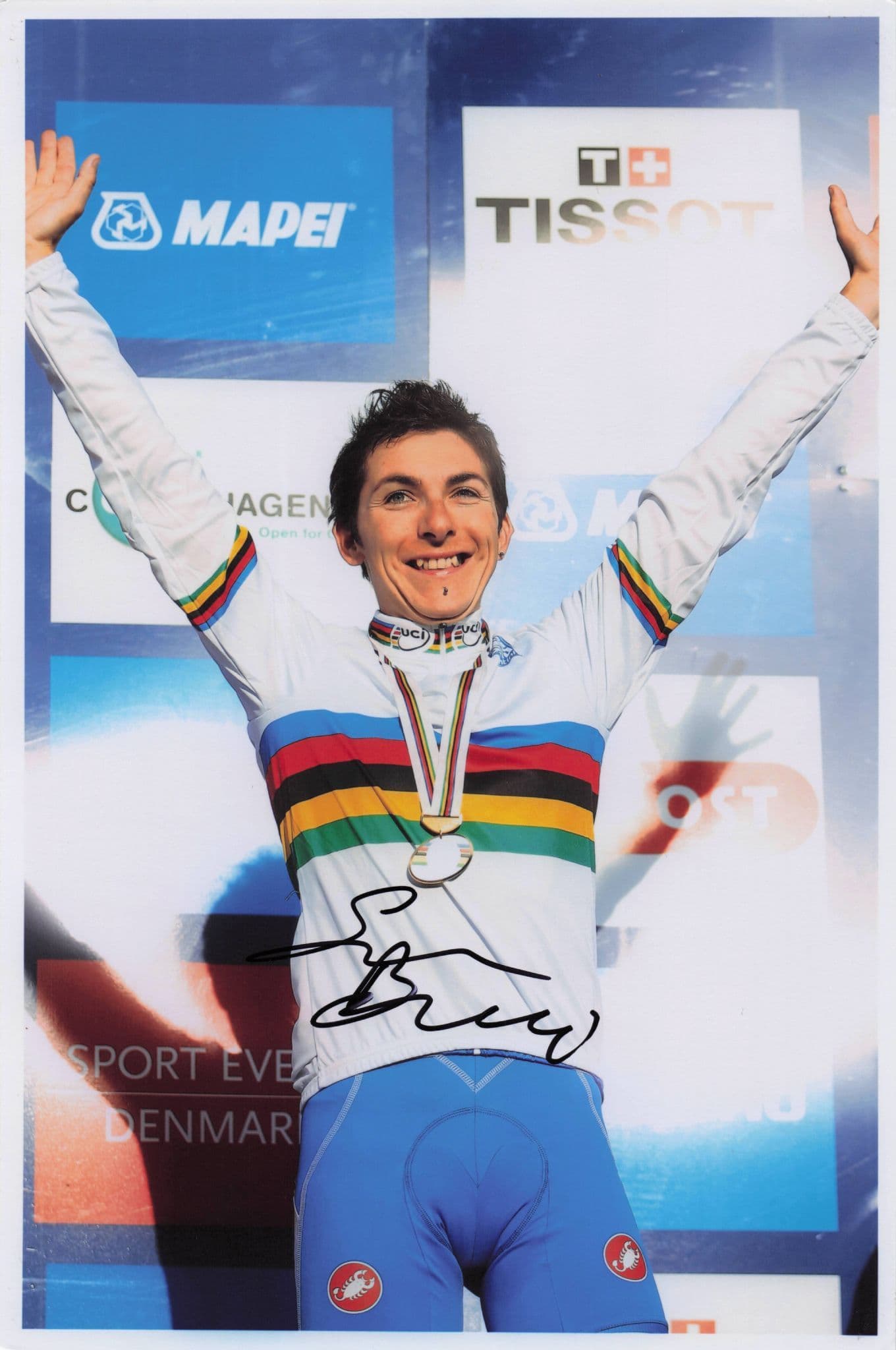 Georgia Bronzini Italian Cyclist 2011 World Championships 12x8 Hand Signed Photo