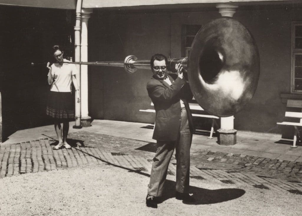 Gestredde Tuba Amazing Giant Musical Instrument Museum RPC Postcard