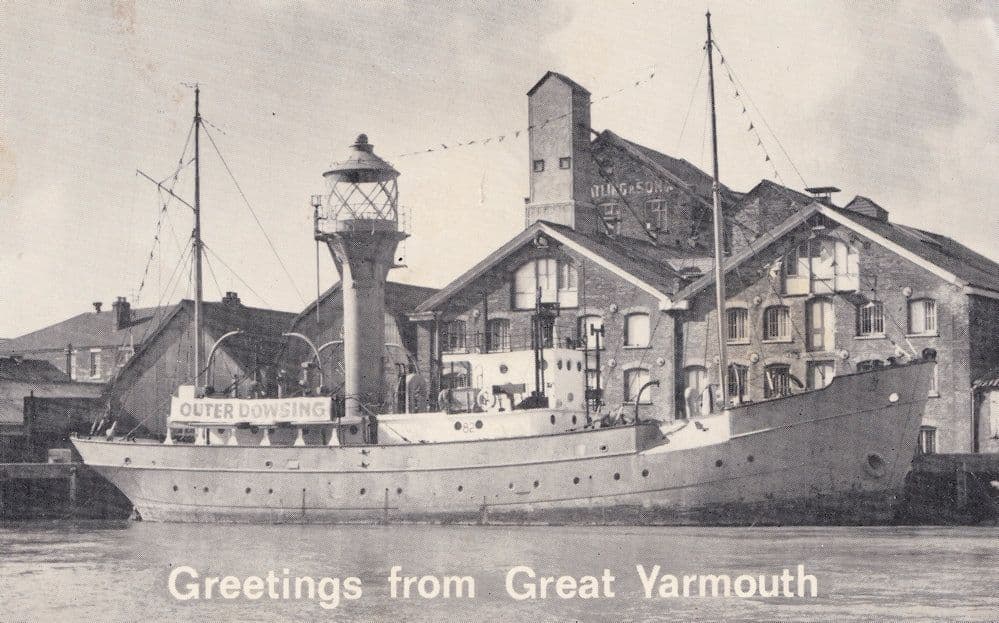 Great Yarmouth Trinity House Lightship Outer Water Dowsing Sign Postcard