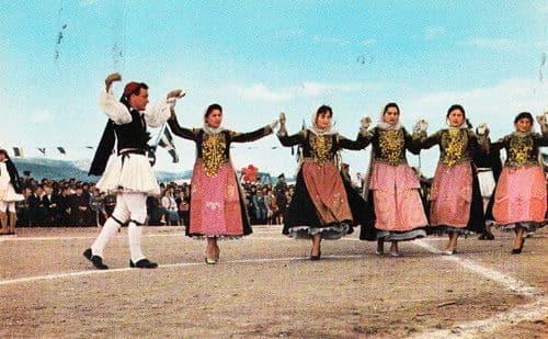 Greece Greek Fashion Folklore Singing Lady Ladies Sings Costume Postcard