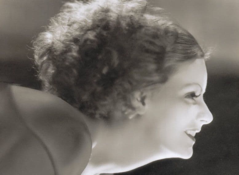 Greta Garbo Stunning Photo Postcard