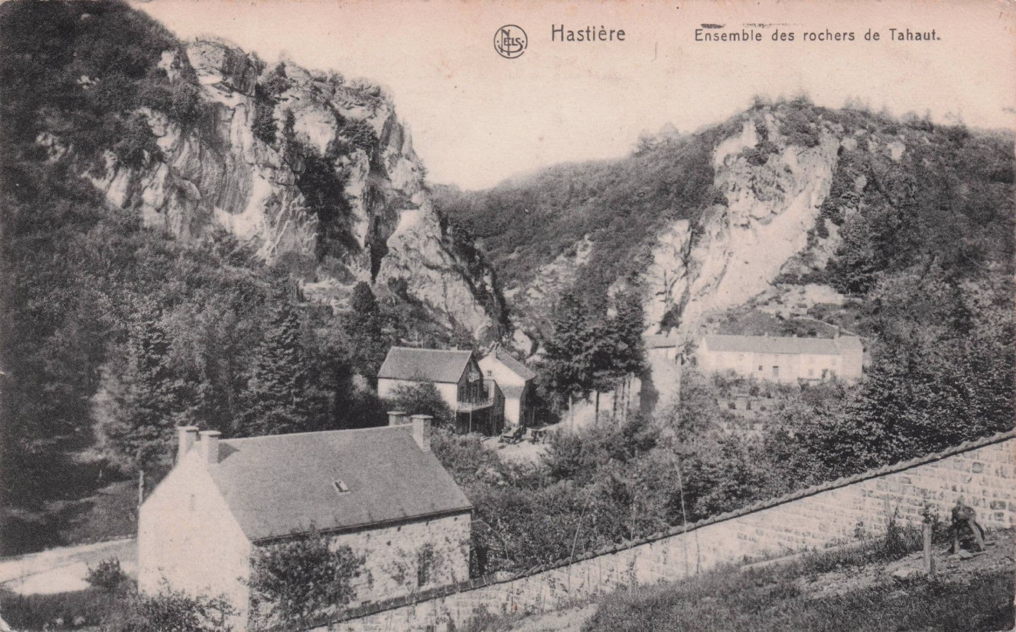 Hastiere Ensemble Des Rochers De Tahaut French Old Postcard