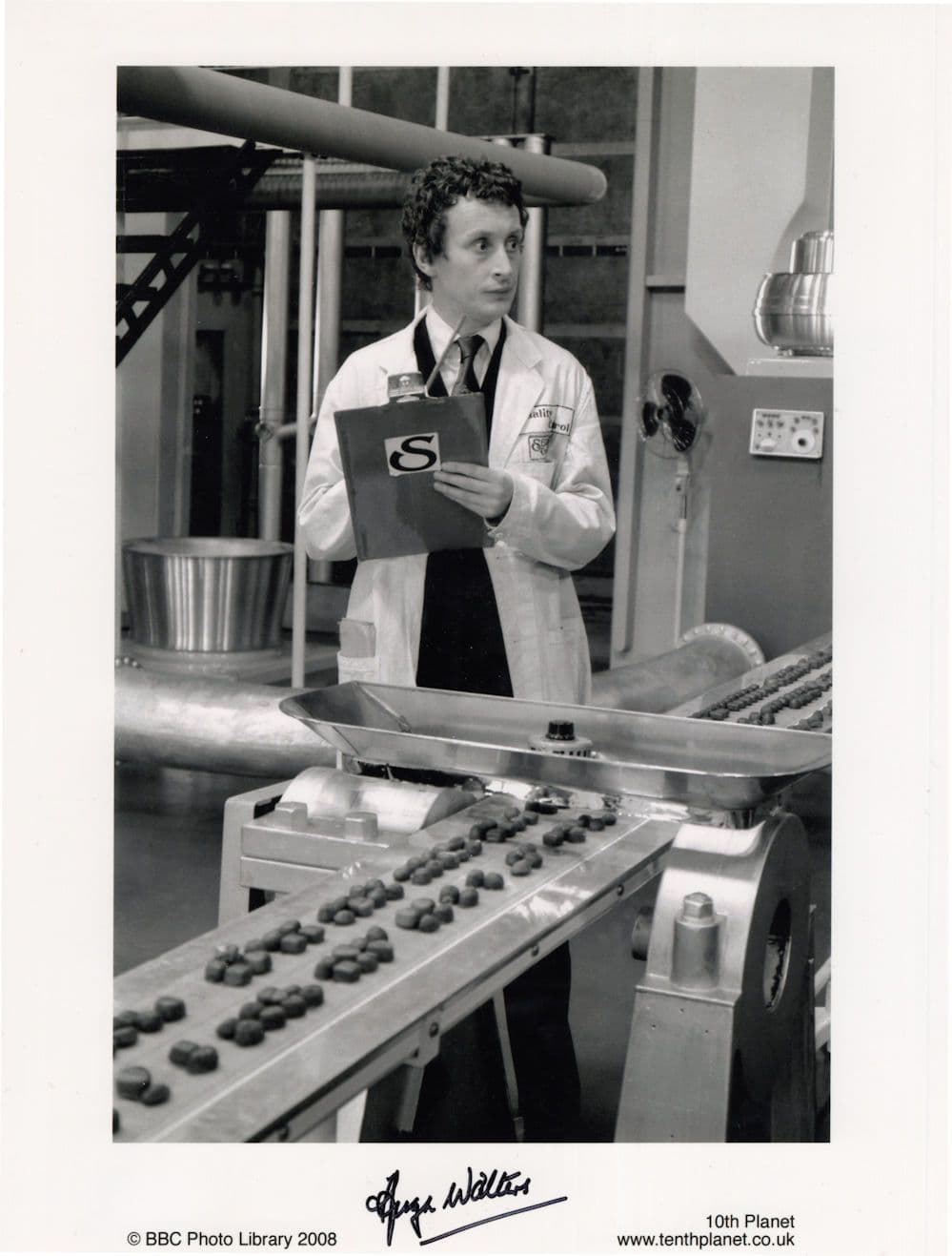 Hugh Walters Dr Who Stunning 10x8 BBC Hand Signed Photo