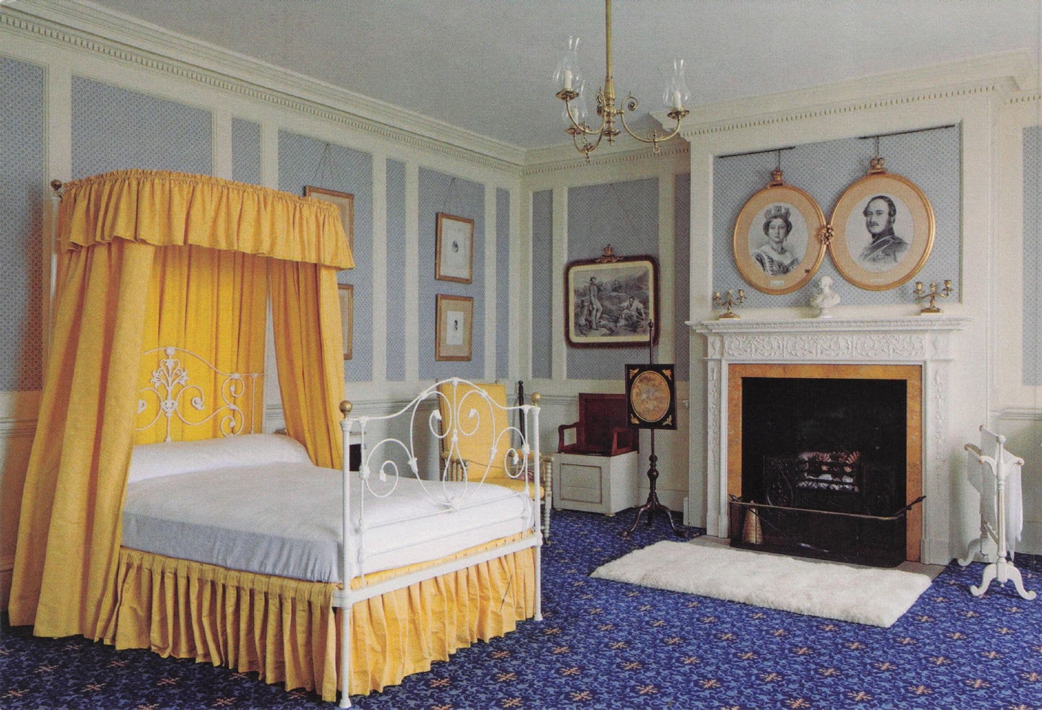 Hughenden Buckinghamshire Benjamin Disraeli Bedroom Postcard