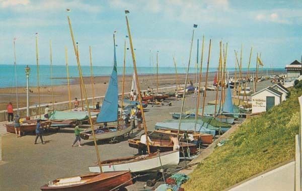 Hunstanton Sailing Club Marine Norfolk St Johns Ambulance Beach Hut Postcard