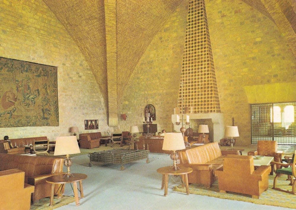 Jaen Parador Santa Catalina Salon Spain Postcard