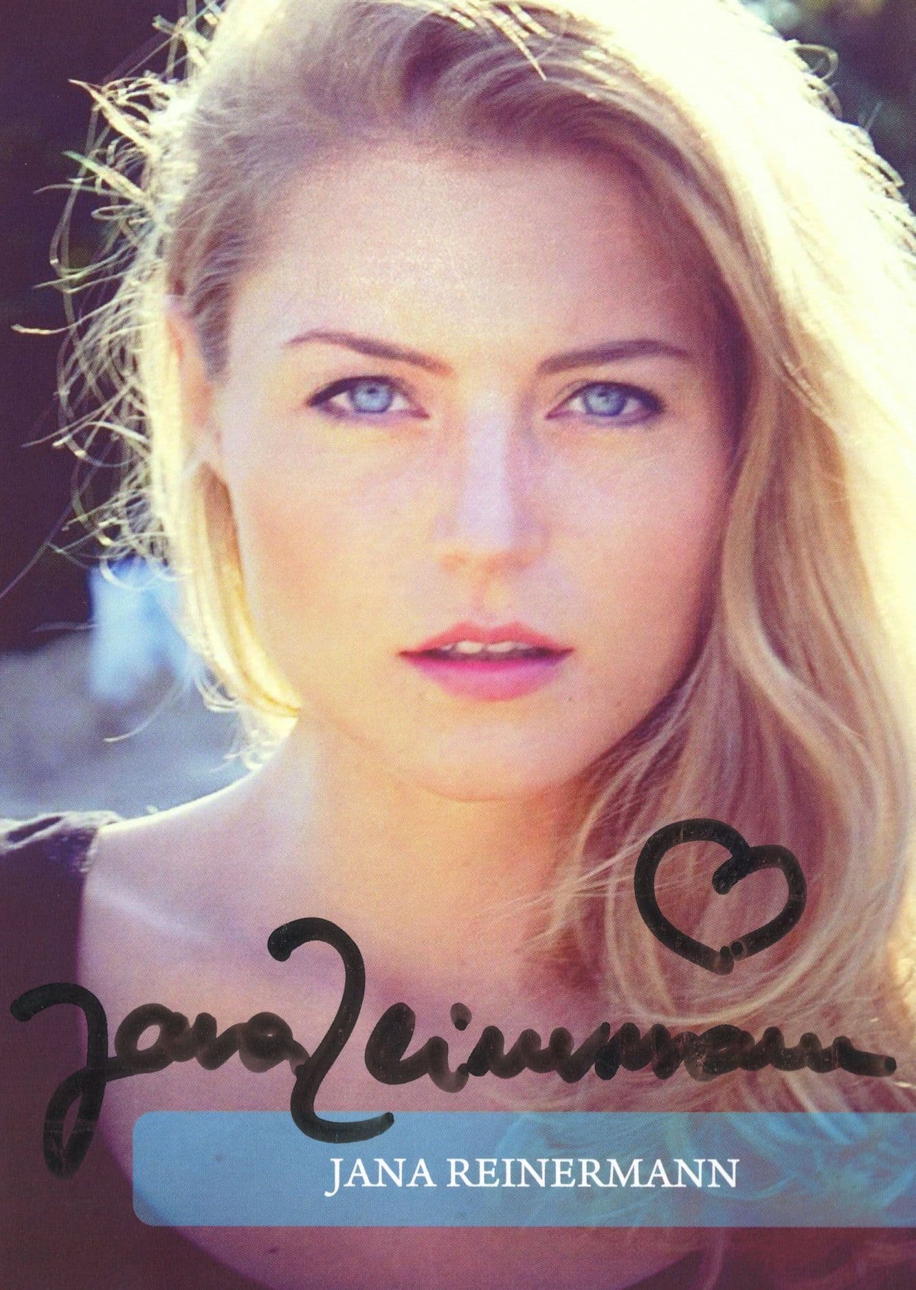 Jana Reinermann Tiere Bis Unters Dach German Actress Hand Signed Photo