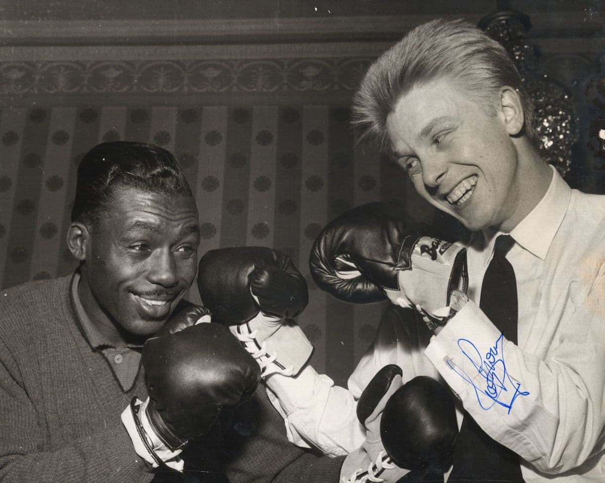 Joe Brown Boxing 10x8 Large Hand Signed London Old Press Photo