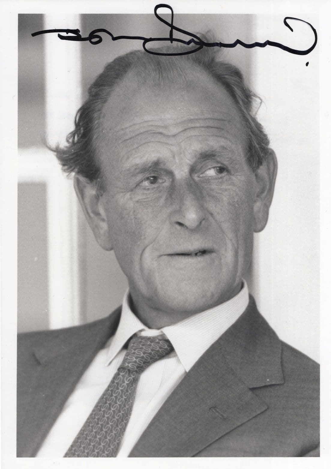 John Dunlop Horse Race Racing Trainer Large Hand Signed Photo