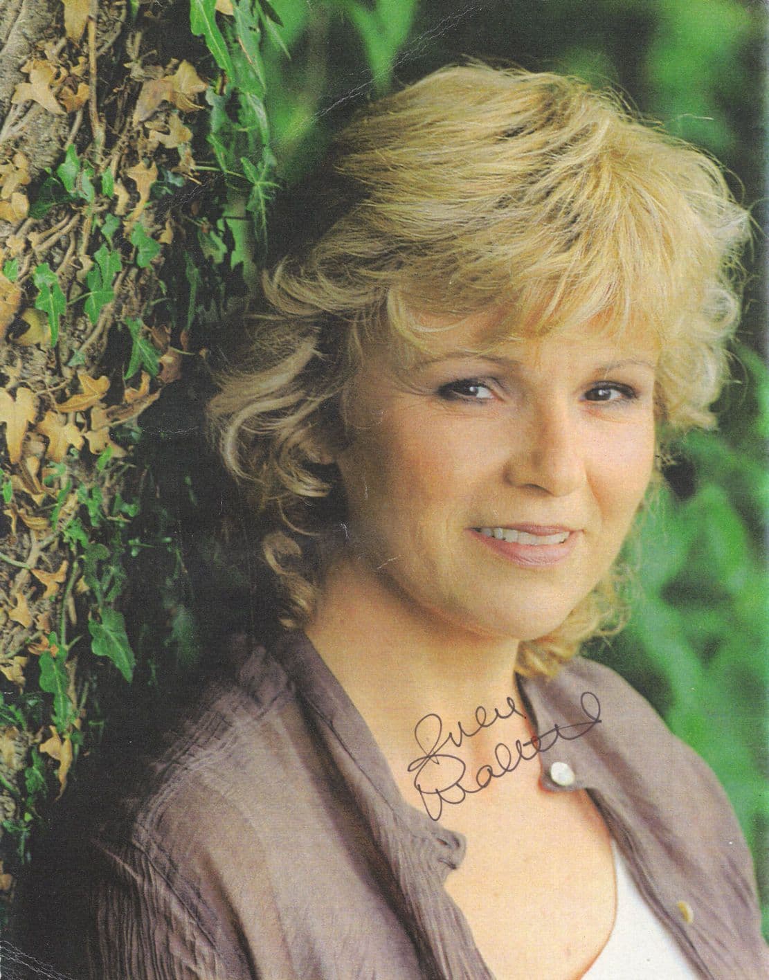 Julie Walters Mamma Mia Harry Potter 10x8 Hand Signed Photo