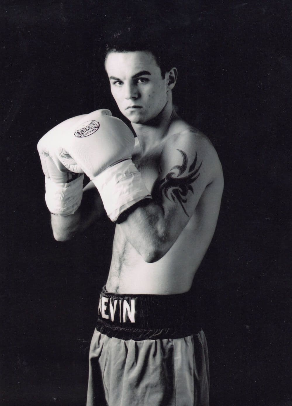 Kevin Mitchell British Boxer Reverse Hand Signed Boxing Large Photo