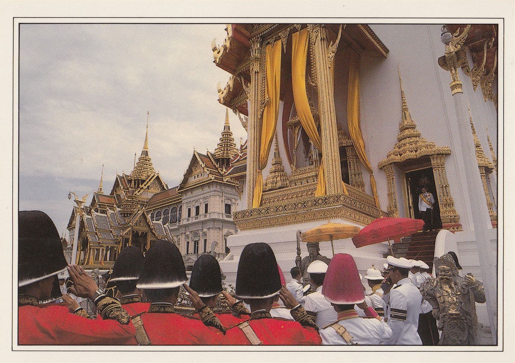 King Bhumbol Adulyadej Thailand Royal Military Guard Salute Postcard