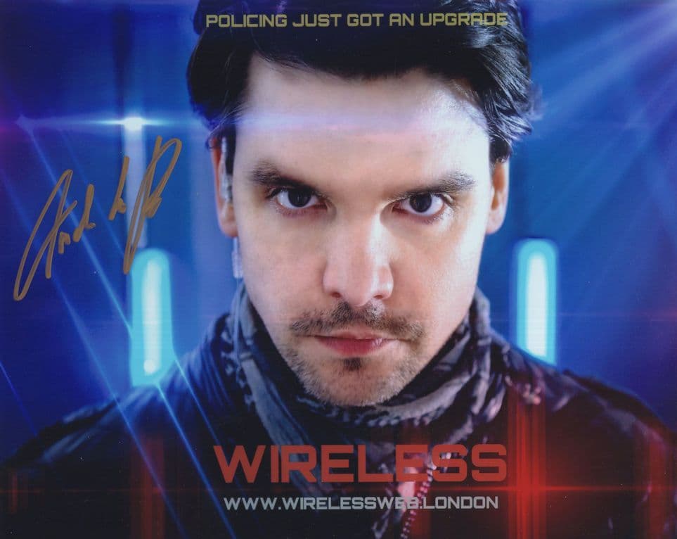 Lee Andrew Potts Wireless Film Primeval 10x8 Hand Signed Photo