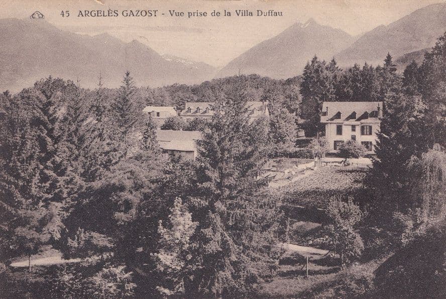 Les Hautes Pyrenees Argeles Gazost Vue Generale Prise Ville Duffau Postcard