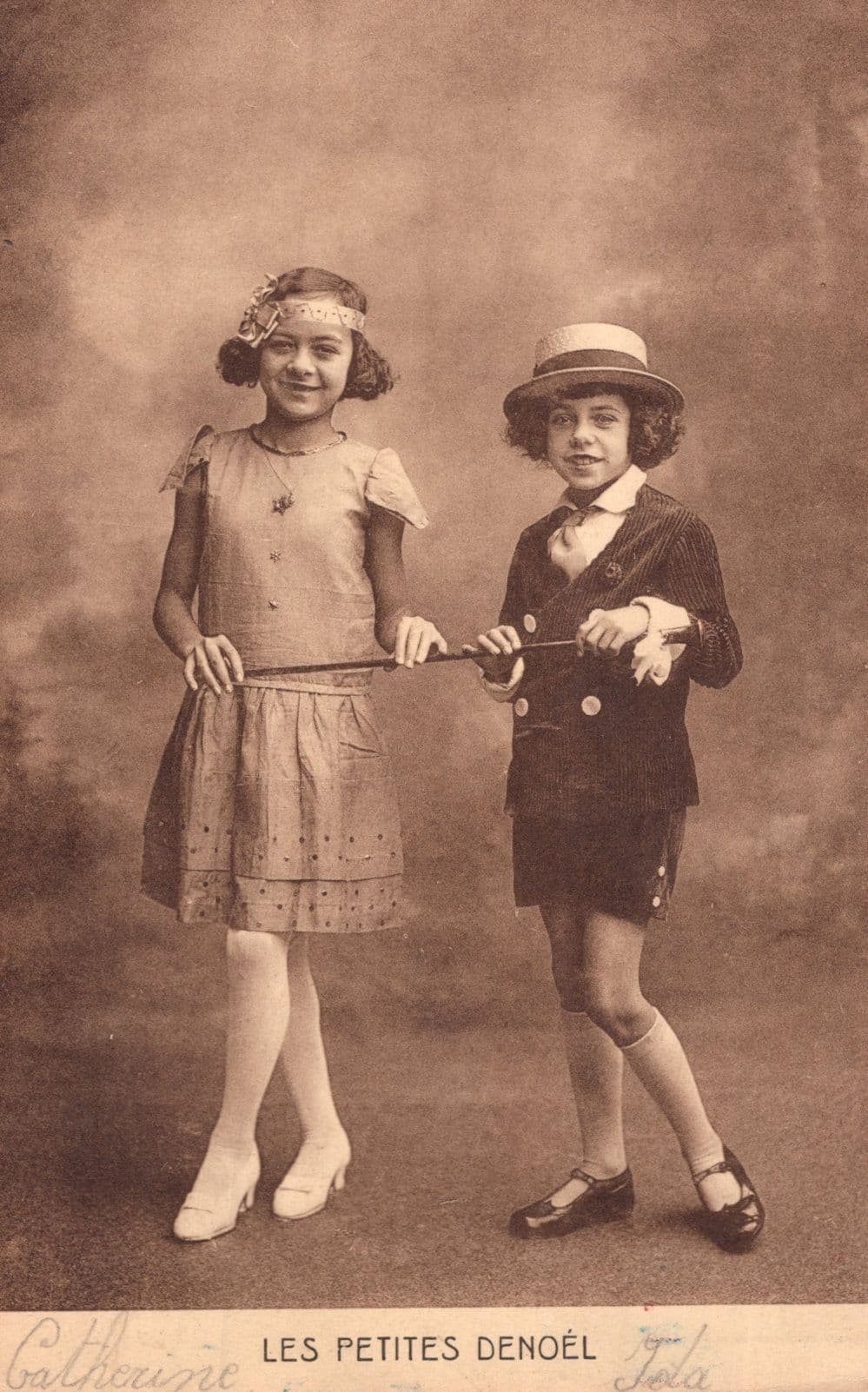 Les Petites Denoel French 1900s Child Musical Act Advertising Postcard