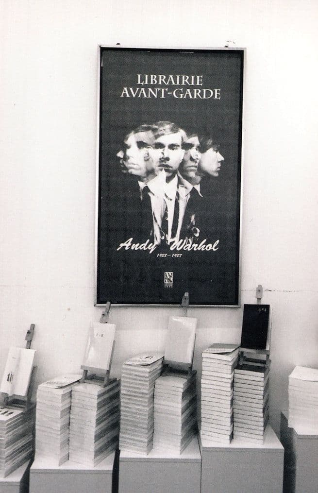Librairie Avant Garde Nanjing Bomb Shelter Site China Book Shop Postcard