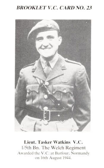 Lieutenant Tasker Watkins Welch Regiment WW2 Victoria Cross Military Postcard