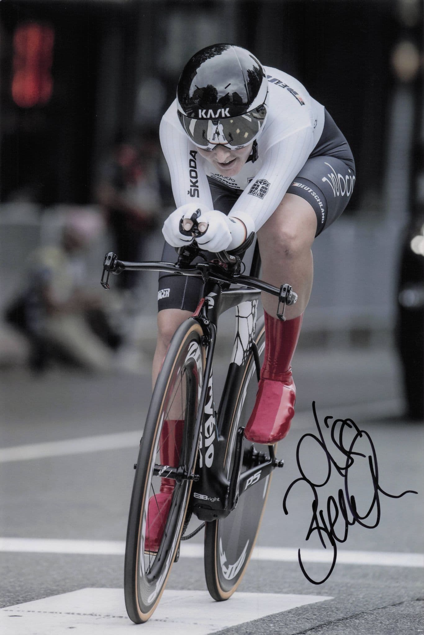 Lisa Brennauer German Cyclist 2015 UCI Championship 12x8 Hand Signed Photo