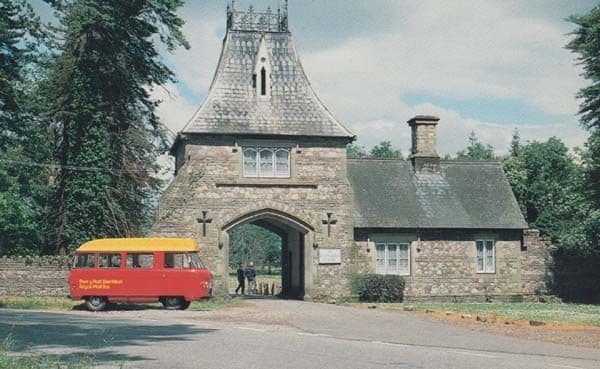 Llanarth Court Raglan Gwent Royal Mail Van Postman in Post Bus Wales Postcard