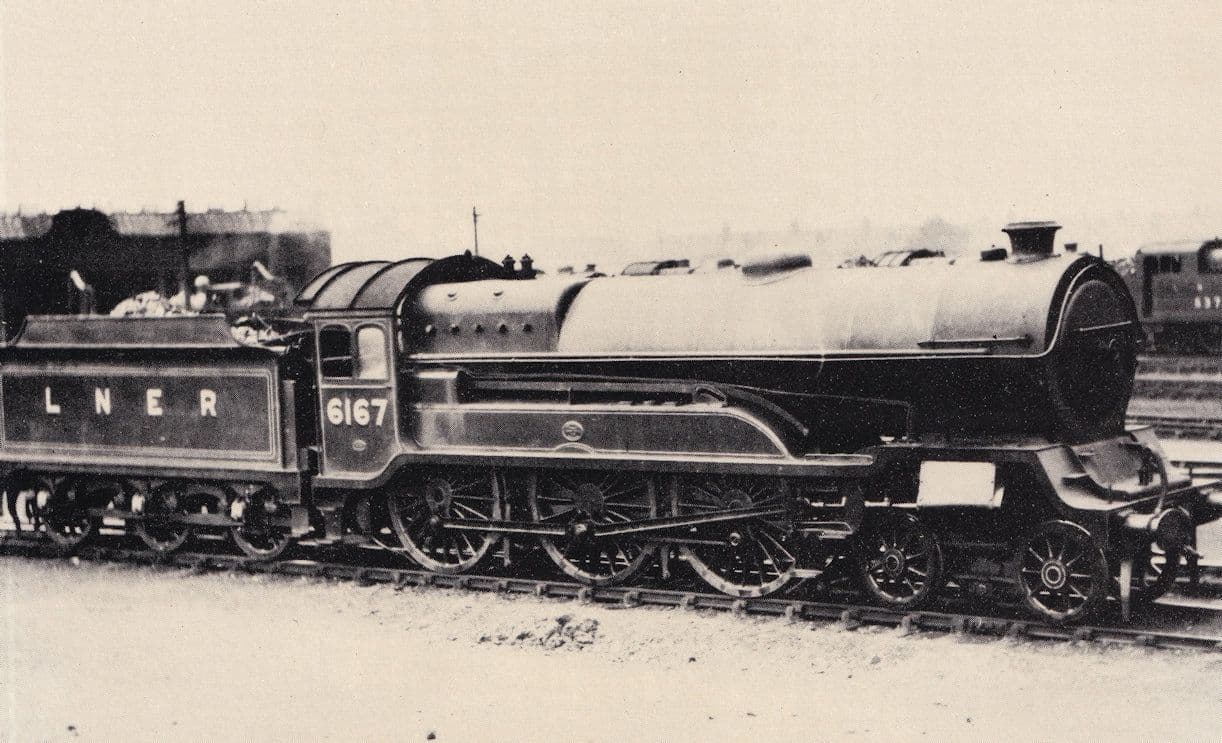 LNER 6167 Lord Faringdon Class Train Postcard