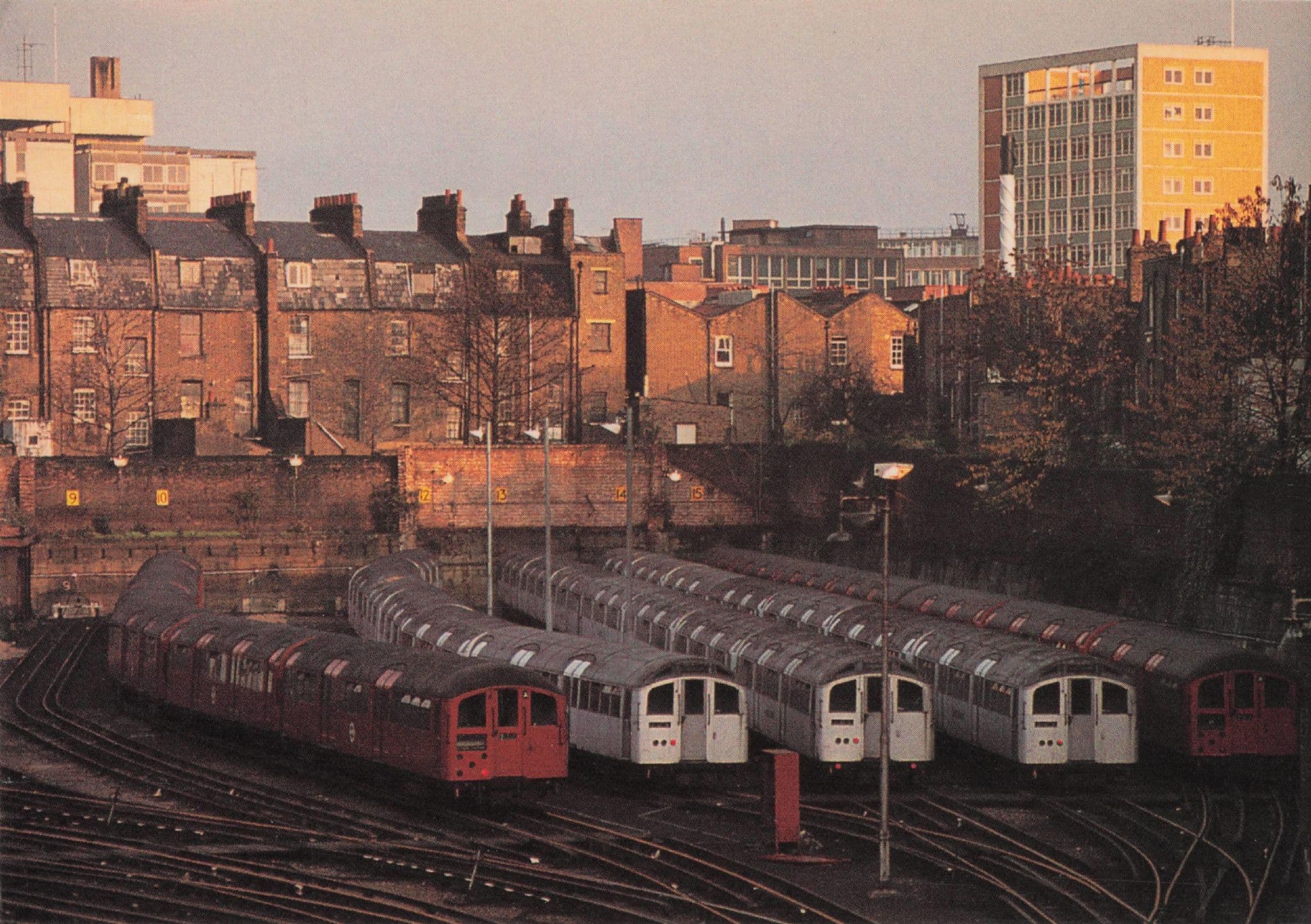 London Bakerloo Underground Tube Station 1930s Stock RPC Postcard