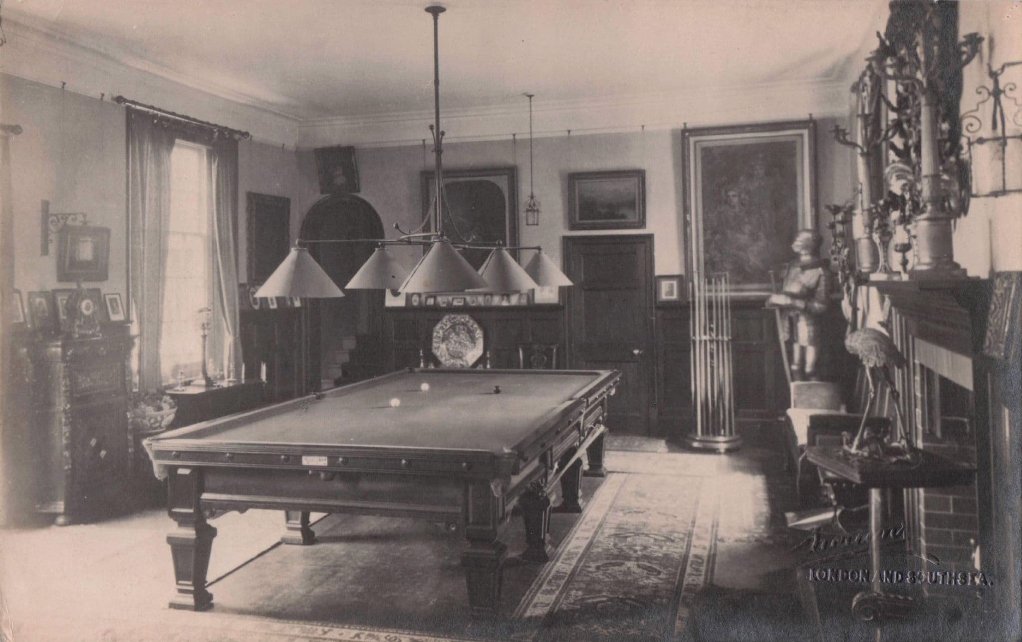 London & Southsea Old Snooker Table By Medieval Knight Statue Old Postcard