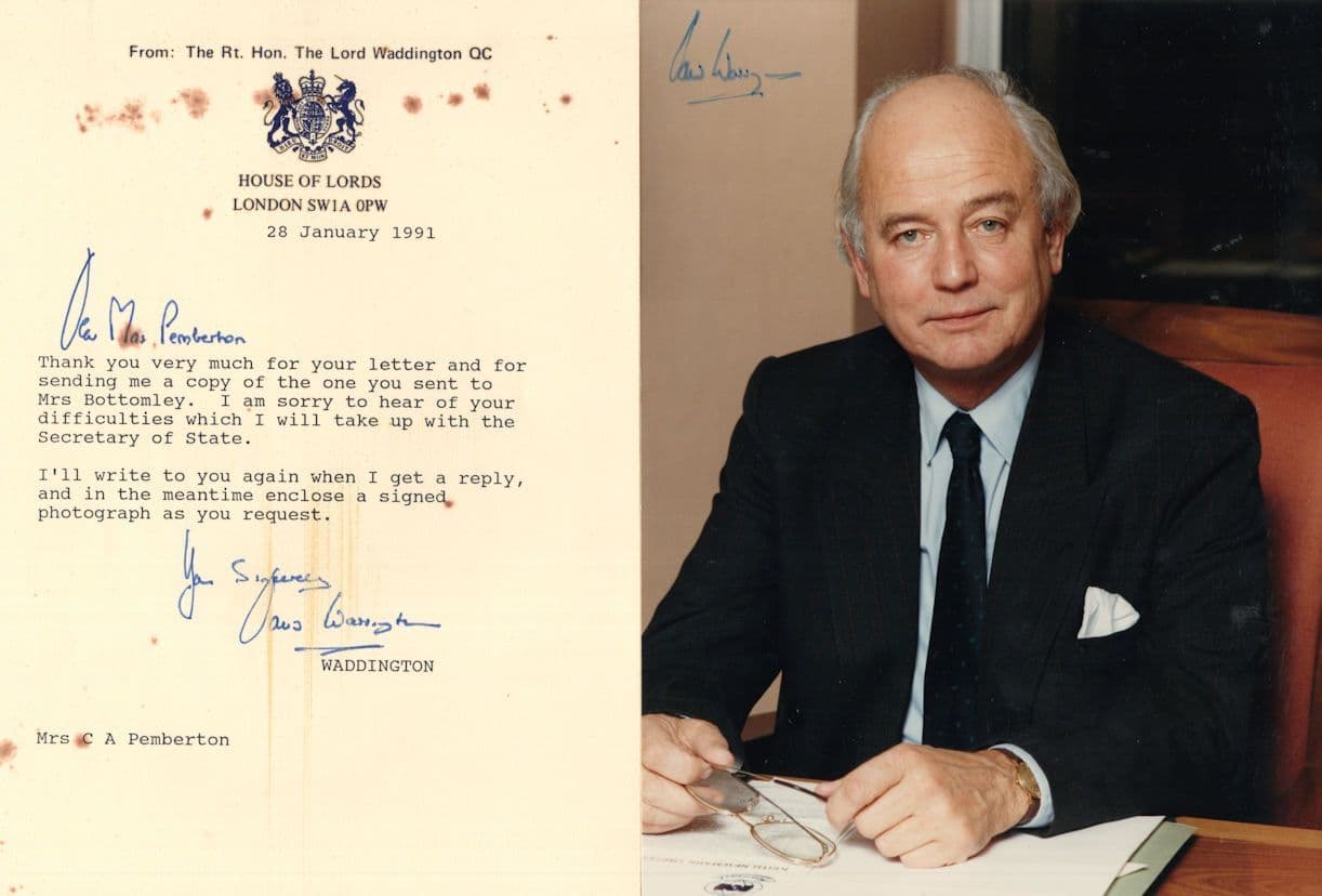 Lord David Waddington MP Large Hand Signed Photo & COA HOC Letter