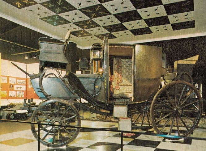 Lord Dorchester Coach Transport Canadian Military Museum Postcard