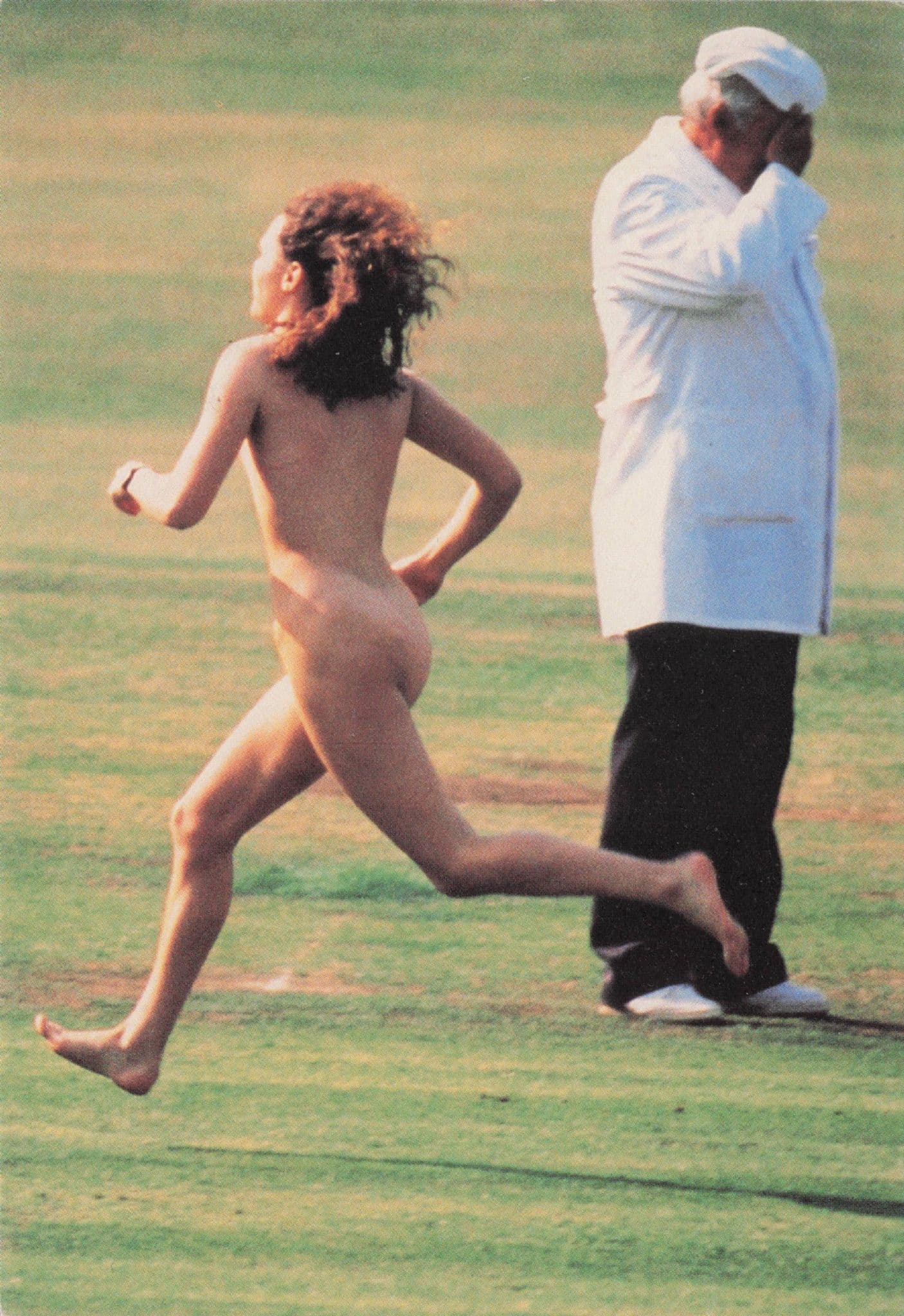 Lords Risque Streaker By Cricket Umpire 1988 Photo Postcard
