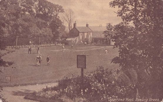 Lowestoft Sparrows Nest Bowling Tennis Green Suffolk Antique Postcard