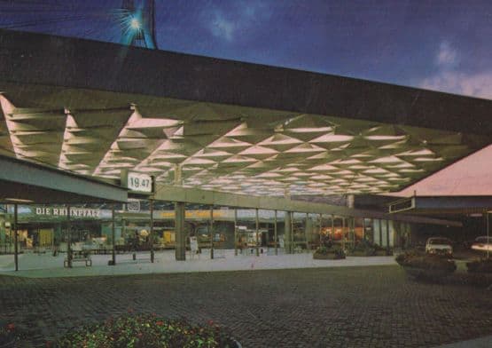Ludwigshafen Rhein Hauptbahnhof Railway Entrance Station Postcard