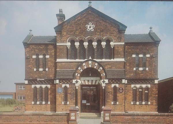 Manchester Lancashire Jewish Museum Postcard