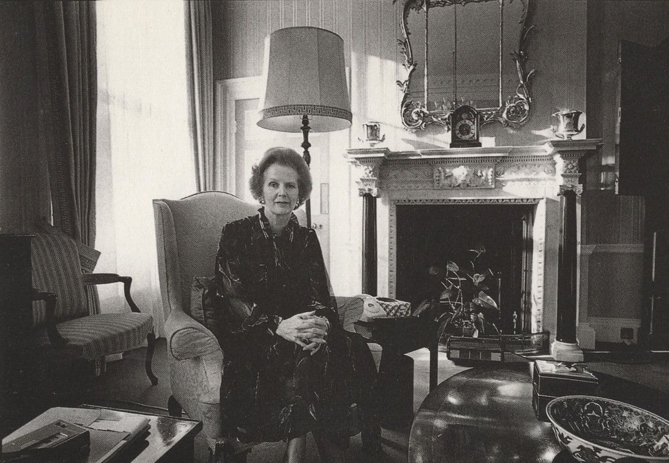 Margaret Thatcher in 10 Downing Street Rare Dutch 1990s Postcard