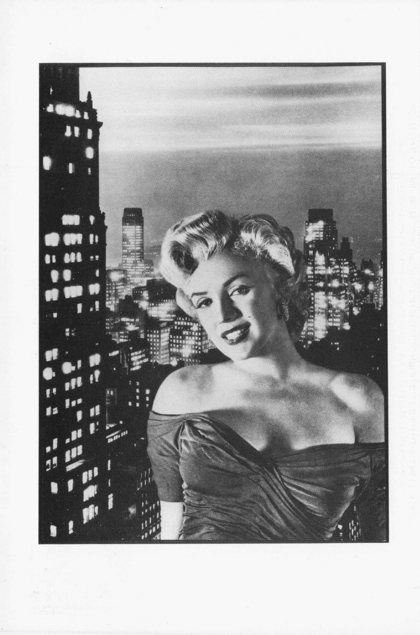 Marilyn Monroe Hollywood Skyscraper Film Actress Stunning 1980s Postcard