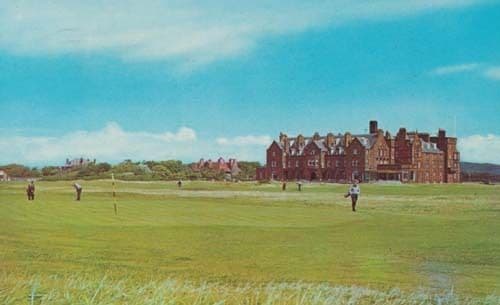 Marine Hotel Troon Golf Links Course Players On Putting Green 1970s Postcard